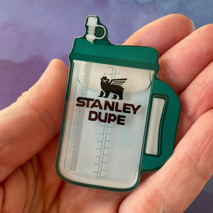 Stanley Dupe - Liquid Filled Swappable Badge Reel Design TOP