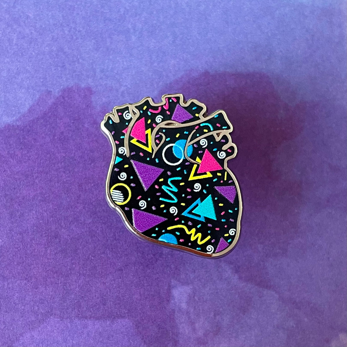 Retro Heart Pin